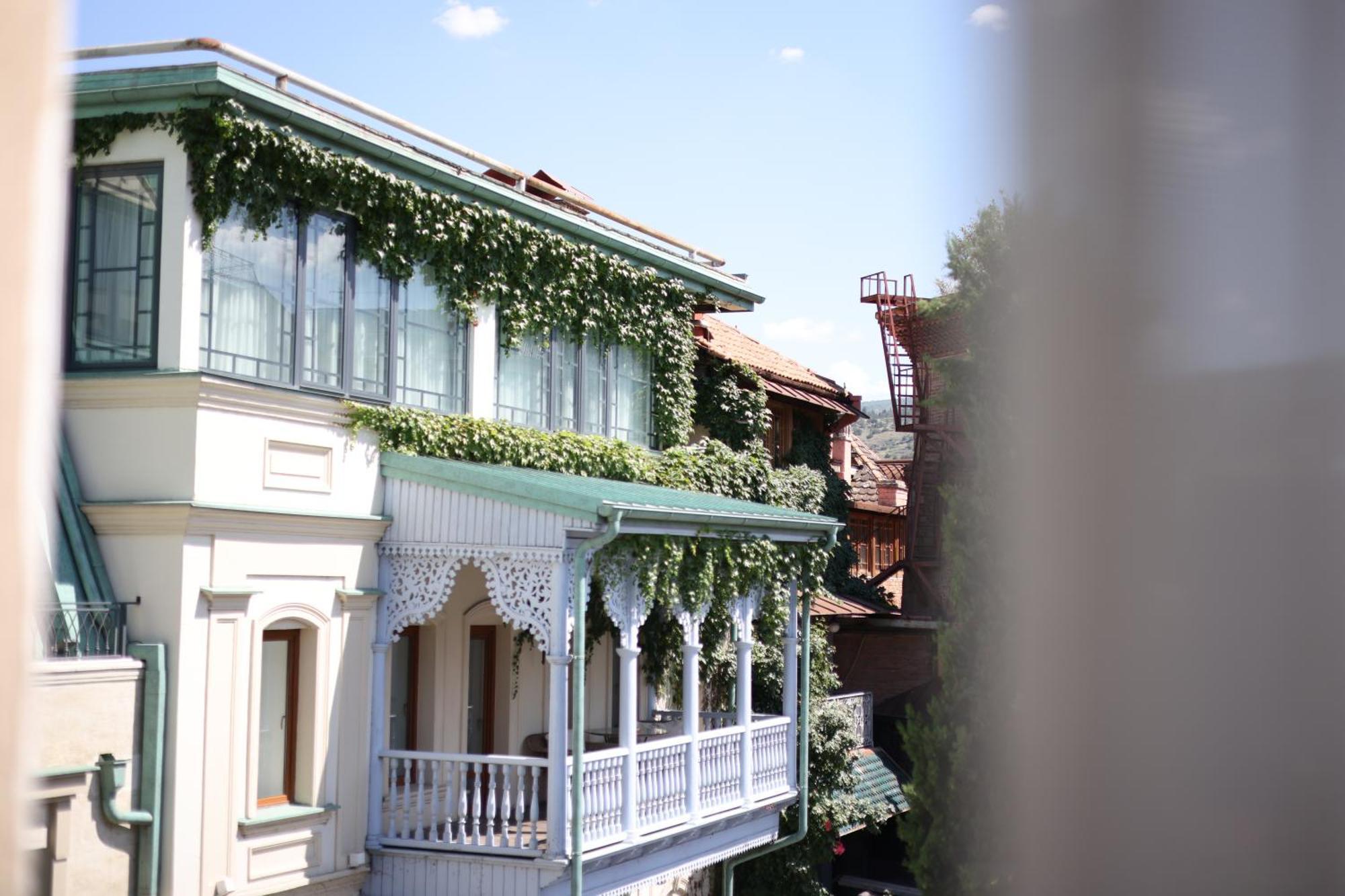 Mukhrantubani Boutique Hotel Tbilisi Ngoại thất bức ảnh